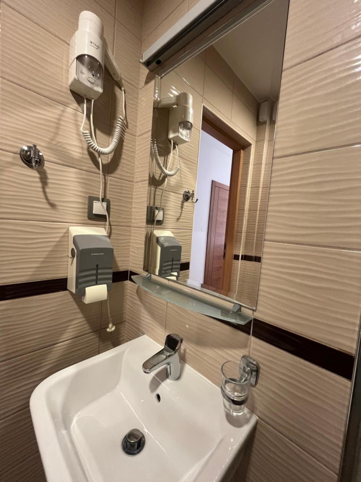 Hotel Divan ซาราเยโว ภายนอก รูปภาพ